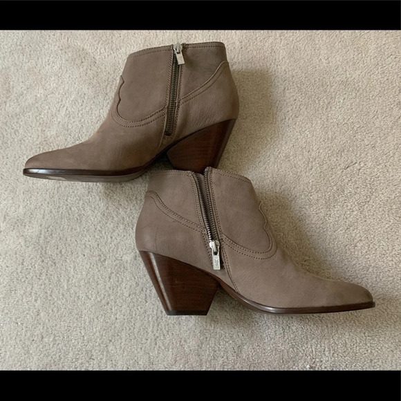 FRYE Allister Smock Ankle Bootie Gray, 8.5 (brownish gray) NEW - Picture 9 of 16